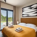 Tia 1 By Interhome *